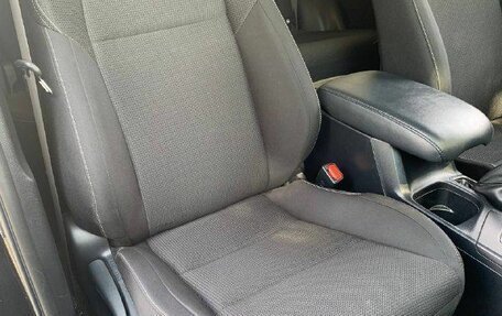 Toyota RAV4, 2019 год, 2 740 000 рублей, 16 фотография