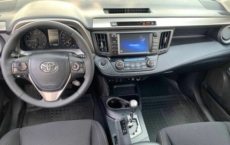 Toyota RAV4, 2019 год, 2 740 000 рублей, 19 фотография