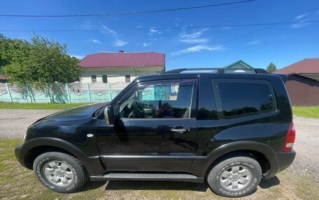 Mitsubishi Pajero III рестайлинг, 2005 год, 1 200 000 рублей, 5 фотография