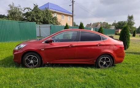 Hyundai Solaris II рестайлинг, 2012 год, 870 000 рублей, 2 фотография