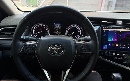 Toyota Camry, 2018 год, 2 600 000 рублей, 20 фотография