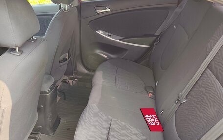 Hyundai Solaris II рестайлинг, 2012 год, 870 000 рублей, 23 фотография