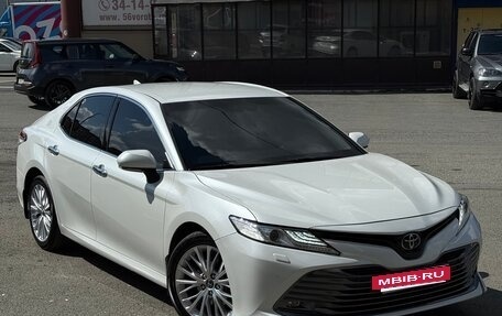 Toyota Camry, 2018 год, 2 600 000 рублей, 23 фотография
