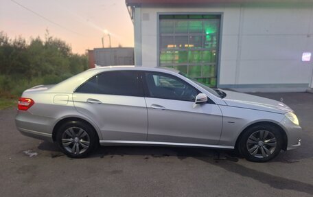 Mercedes-Benz E-Класс, 2011 год, 1 385 000 рублей, 8 фотография