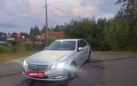 Mercedes-Benz E-Класс, 2011 год, 1 385 000 рублей, 12 фотография