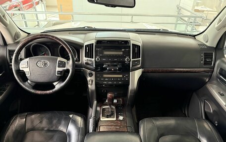 Toyota Land Cruiser 200, 2012 год, 3 100 000 рублей, 22 фотография