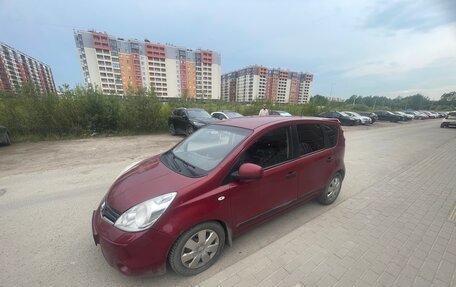 Nissan Note II рестайлинг, 2011 год, 580 000 рублей, 2 фотография