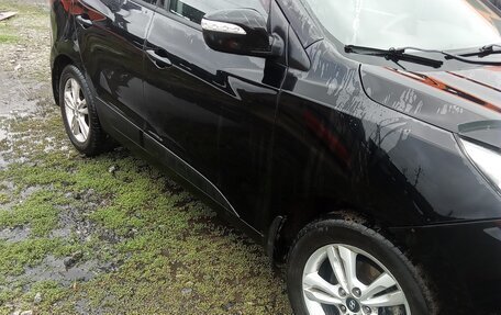 Hyundai ix35 I рестайлинг, 2011 год, 950 000 рублей, 4 фотография