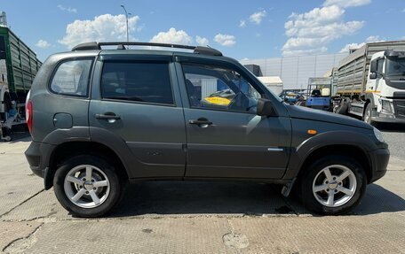 Chevrolet Niva I рестайлинг, 2010 год, 450 000 рублей, 5 фотография