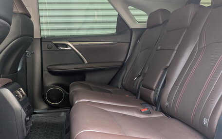 Lexus RX IV рестайлинг, 2016 год, 3 495 000 рублей, 12 фотография