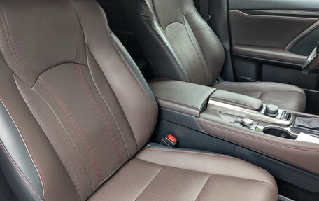 Lexus RX IV рестайлинг, 2016 год, 3 495 000 рублей, 23 фотография
