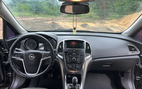 Opel Astra J, 2010 год, 510 000 рублей, 11 фотография