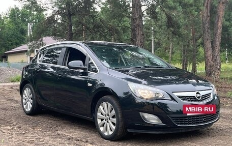 Opel Astra J, 2010 год, 510 000 рублей, 3 фотография