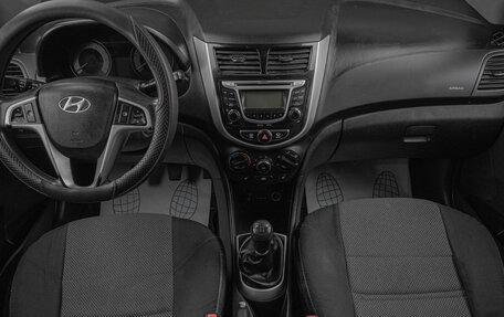 Hyundai Solaris II рестайлинг, 2013 год, 649 000 рублей, 7 фотография