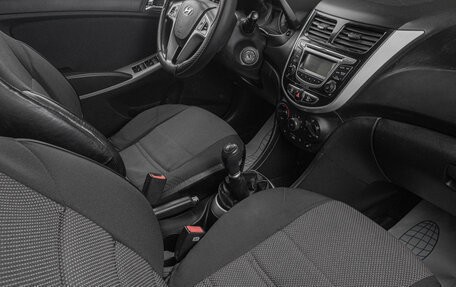 Hyundai Solaris II рестайлинг, 2013 год, 649 000 рублей, 17 фотография
