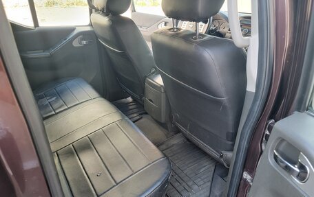Nissan Navara (Frontier), 2010 год, 1 350 000 рублей, 9 фотография