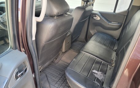 Nissan Navara (Frontier), 2010 год, 1 350 000 рублей, 8 фотография