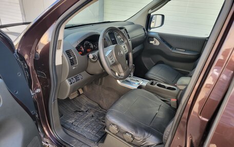 Nissan Navara (Frontier), 2010 год, 1 350 000 рублей, 7 фотография