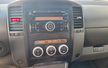 Nissan Navara (Frontier), 2010 год, 1 350 000 рублей, 14 фотография