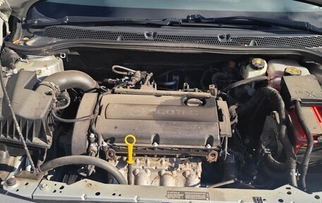 Opel Astra J, 2011 год, 750 000 рублей, 13 фотография