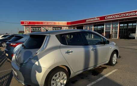 Nissan Leaf I, 2017 год, 950 000 рублей, 3 фотография