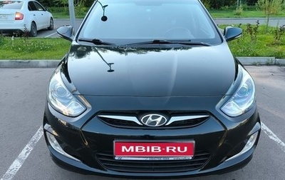 Hyundai Solaris II рестайлинг, 2012 год, 820 000 рублей, 1 фотография