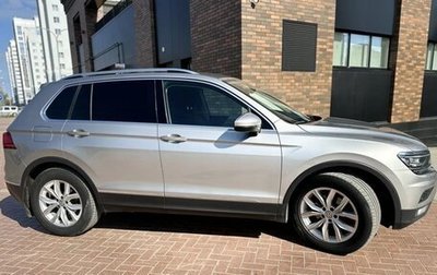 Volkswagen Tiguan II, 2017 год, 1 870 000 рублей, 1 фотография