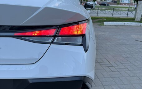 Hyundai Elantra, 2023 год, 2 190 000 рублей, 6 фотография