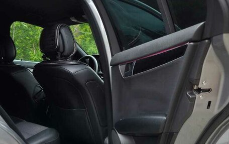 Mercedes-Benz C-Класс, 2010 год, 1 390 000 рублей, 18 фотография