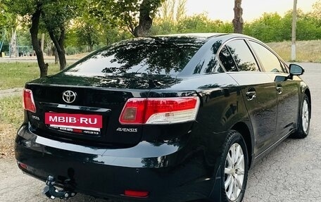 Toyota Avensis III рестайлинг, 2010 год, 999 000 рублей, 10 фотография