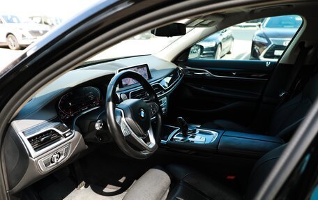 BMW 7 серия, 2020 год, 5 490 000 рублей, 17 фотография