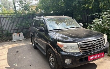 Toyota Land Cruiser 200, 2013 год, 4 000 000 рублей, 3 фотография