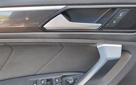 Volkswagen Tiguan II, 2019 год, 2 450 000 рублей, 10 фотография