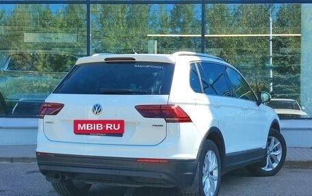Volkswagen Tiguan II, 2019 год, 2 450 000 рублей, 6 фотография