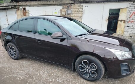 Chevrolet Cruze II, 2014 год, 1 100 000 рублей, 2 фотография