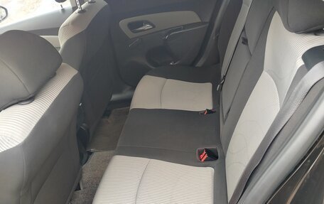 Chevrolet Cruze II, 2014 год, 1 100 000 рублей, 14 фотография