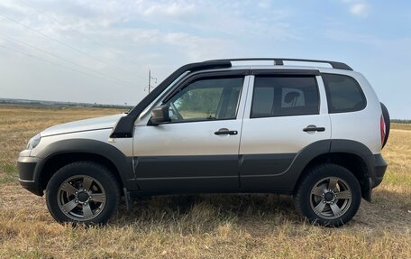 Chevrolet Niva I рестайлинг, 2019 год, 920 000 рублей, 6 фотография