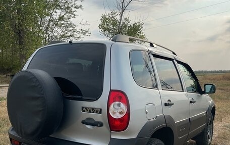 Chevrolet Niva I рестайлинг, 2019 год, 920 000 рублей, 3 фотография