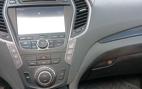 Hyundai Santa Fe III рестайлинг, 2012 год, 1 900 000 рублей, 14 фотография