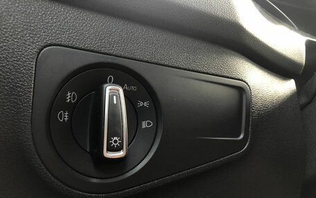 Volkswagen Tiguan II, 2019 год, 2 410 000 рублей, 14 фотография
