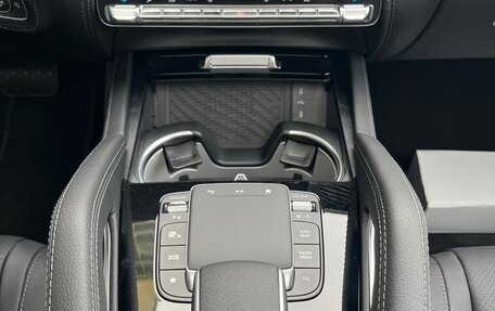 Mercedes-Benz GLE, 2024 год, 13 500 000 рублей, 21 фотография
