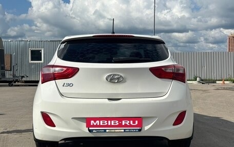 Hyundai i30 II рестайлинг, 2013 год, 920 000 рублей, 4 фотография