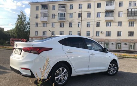 Hyundai Solaris II рестайлинг, 2019 год, 1 399 000 рублей, 6 фотография