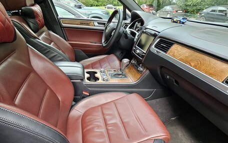 Volkswagen Touareg III, 2013 год, 1 900 000 рублей, 6 фотография