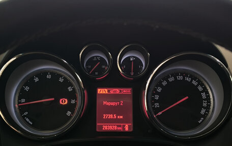 Opel Astra J, 2011 год, 550 000 рублей, 13 фотография