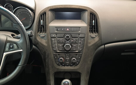 Opel Astra J, 2011 год, 550 000 рублей, 15 фотография