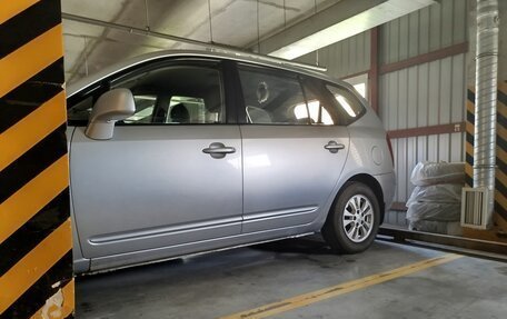 KIA Carens III (RP), 2011 год, 620 000 рублей, 3 фотография