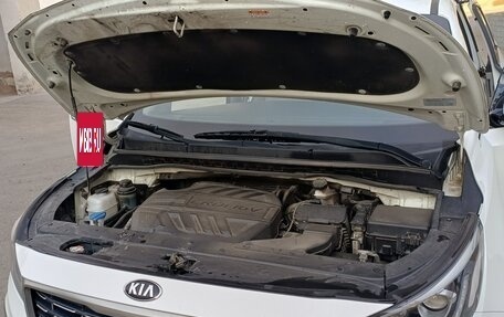 KIA Carnival III, 2018 год, 2 490 000 рублей, 14 фотография