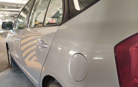 KIA Carens III (RP), 2011 год, 620 000 рублей, 13 фотография