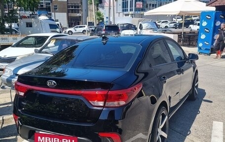 KIA Rio IV, 2018 год, 1 700 000 рублей, 2 фотография